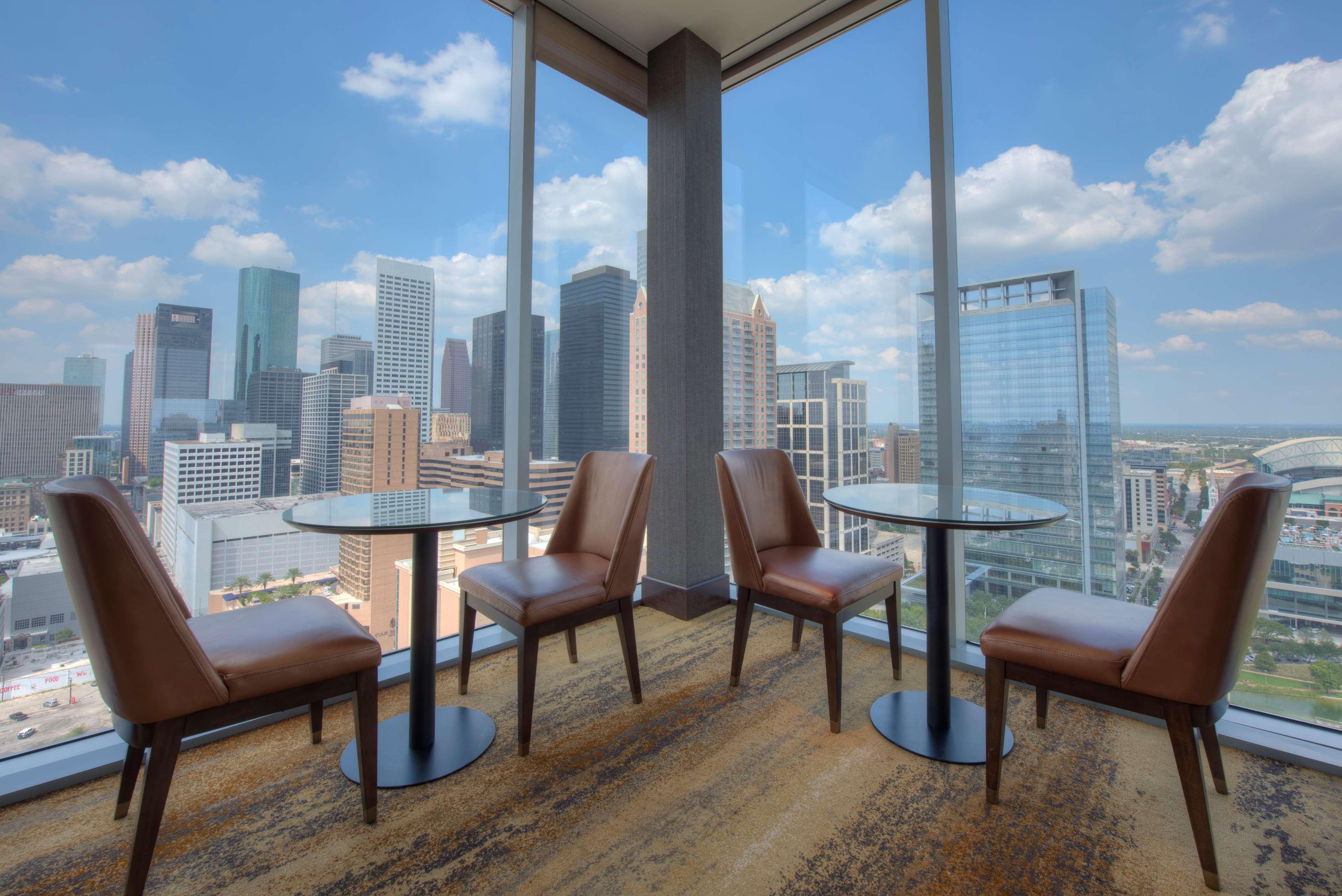 Hilton Americas - Hotel