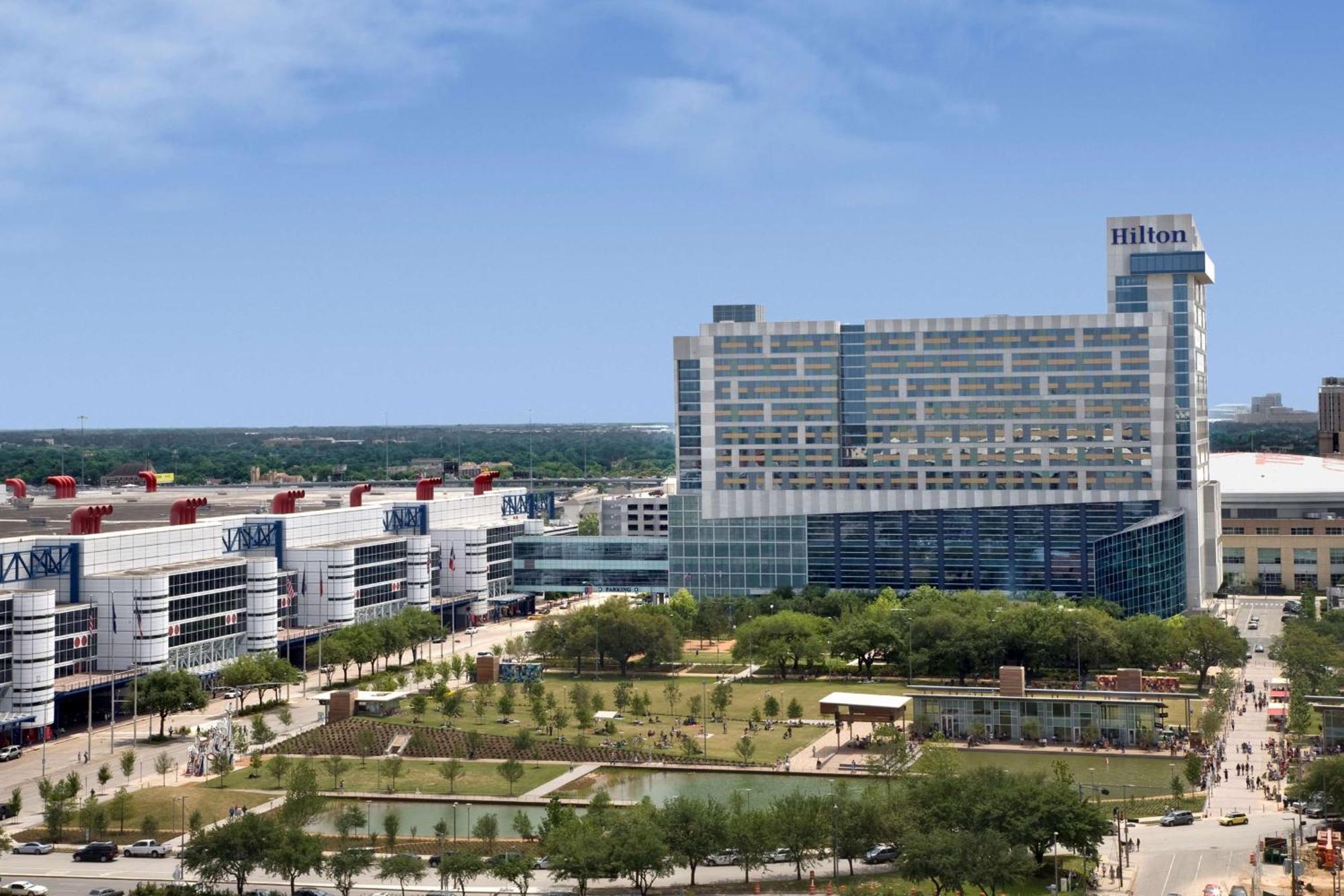 Hotel Hilton Americas - 4*
