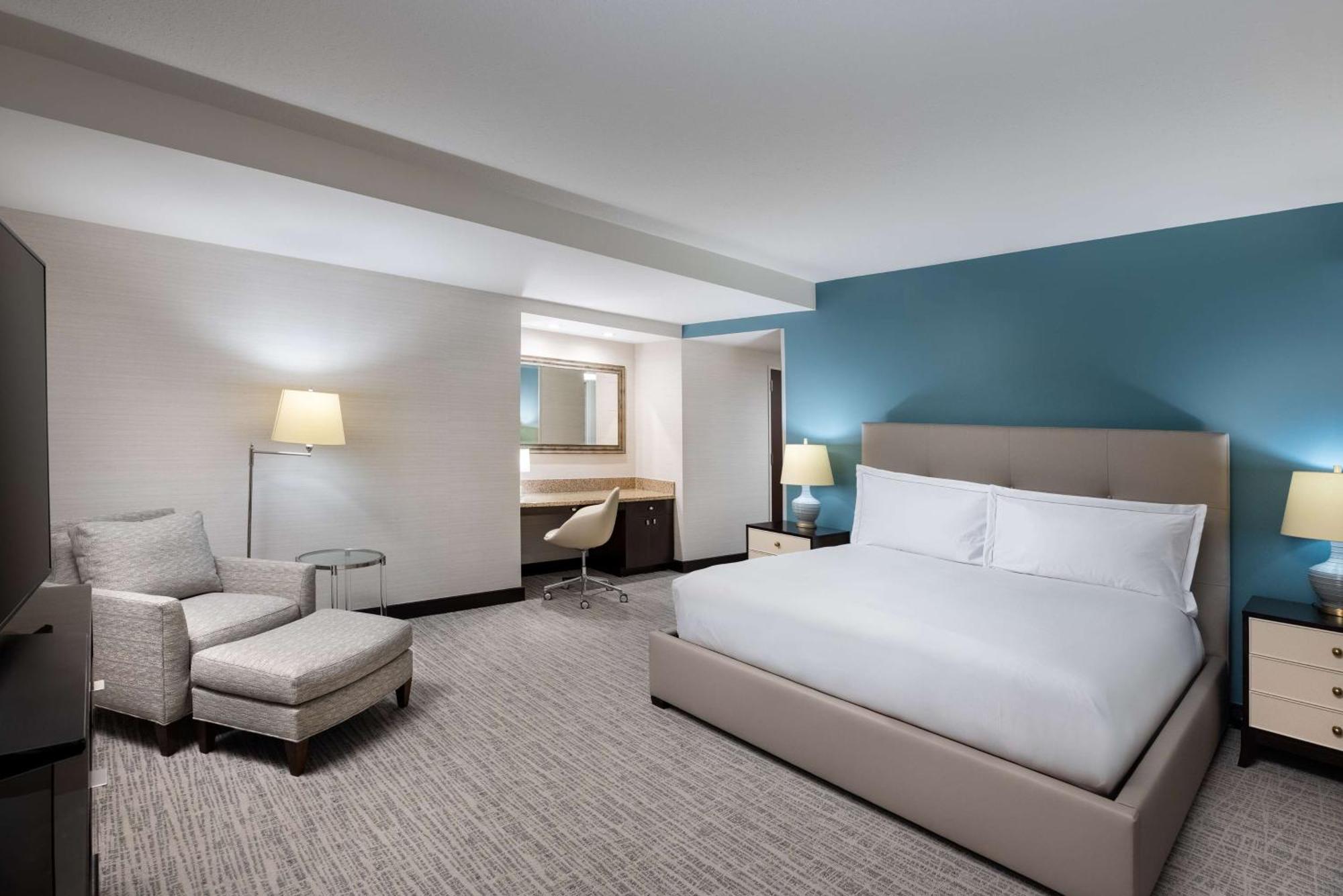 Hilton Americas - 4*