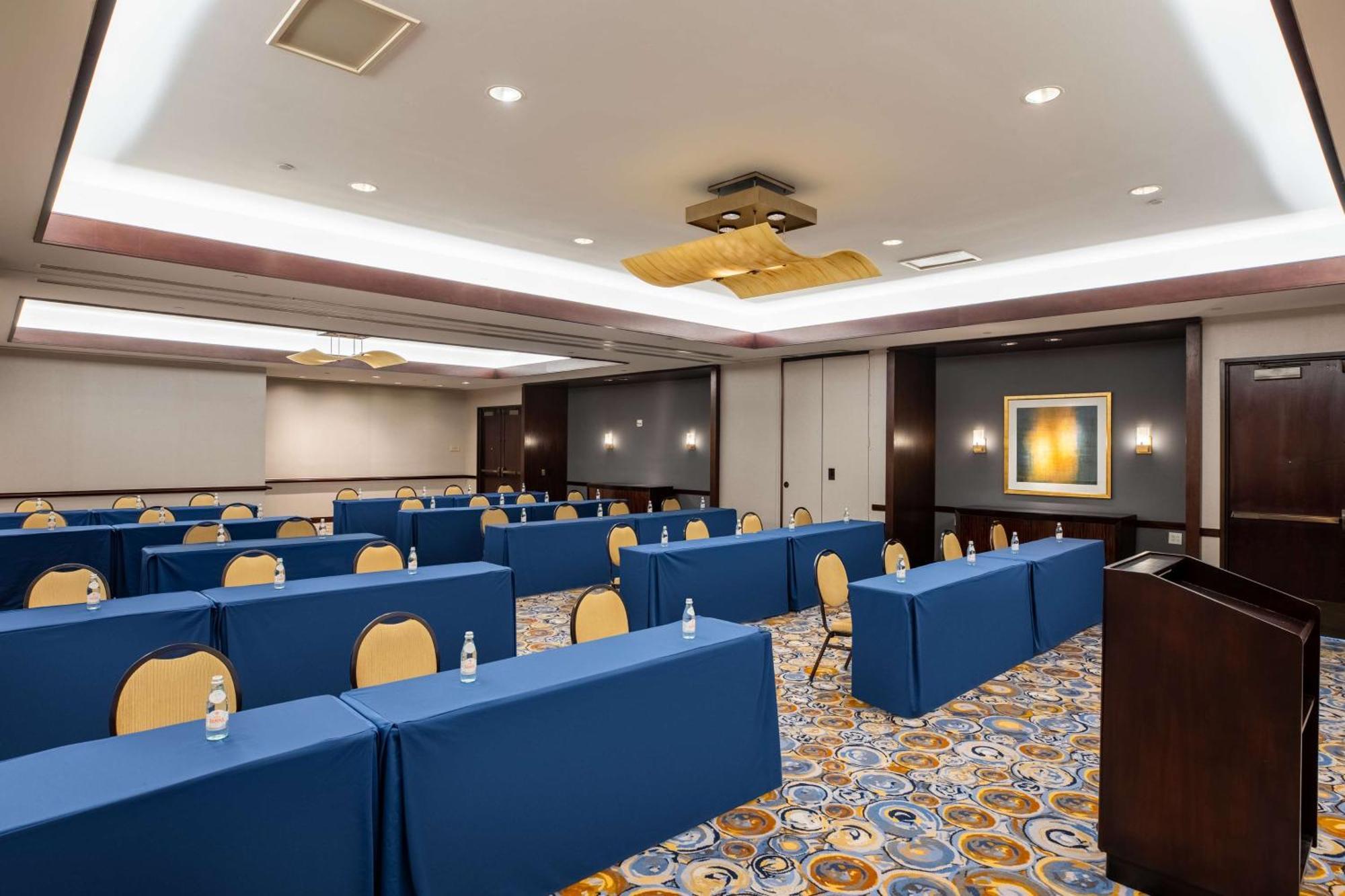 Hilton Americas - 4* Houston