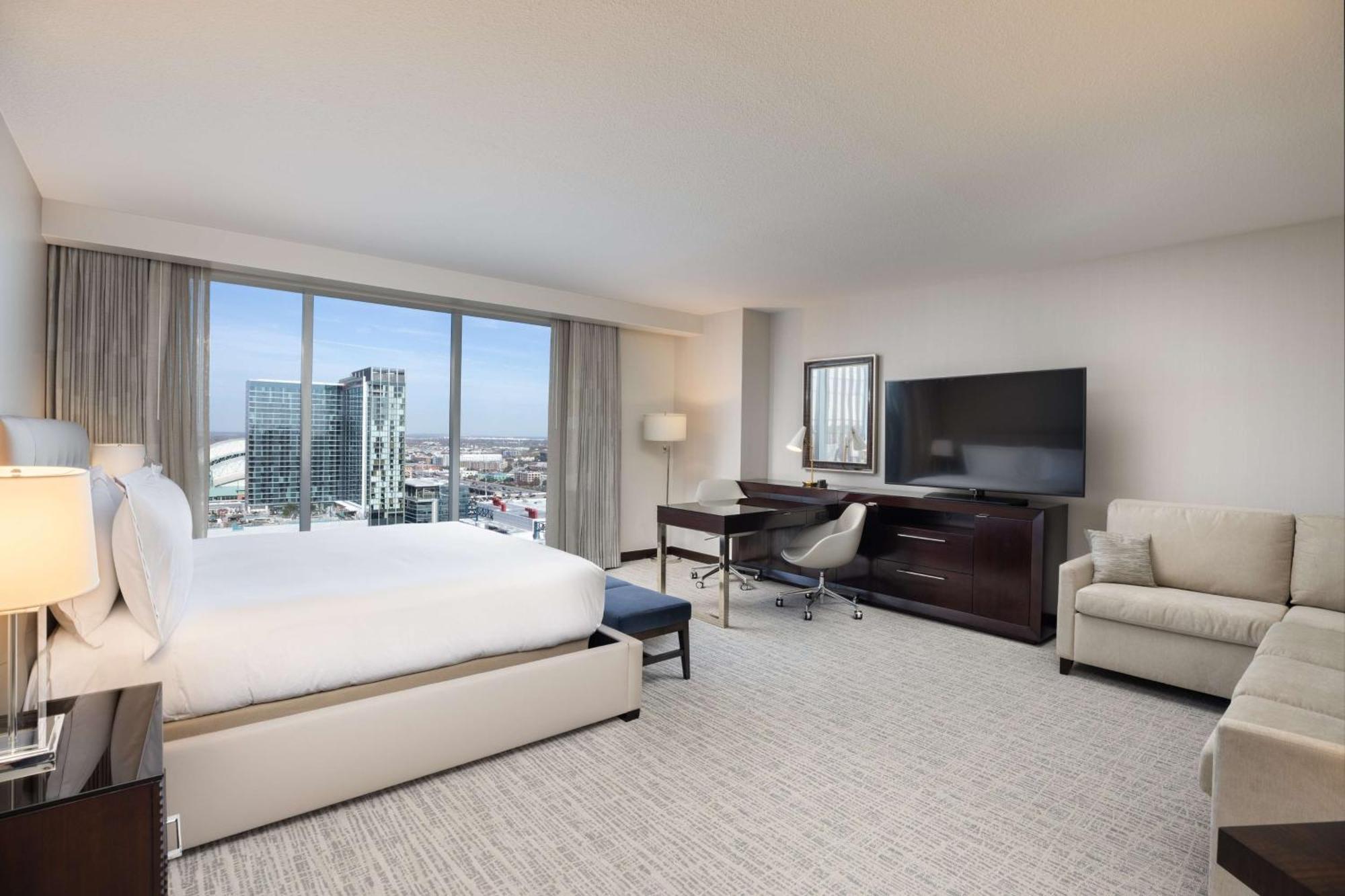 Hilton Americas - Hotel